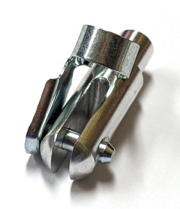 Famotec M3 Aluminium clevis with 3mm steel snap-in pin